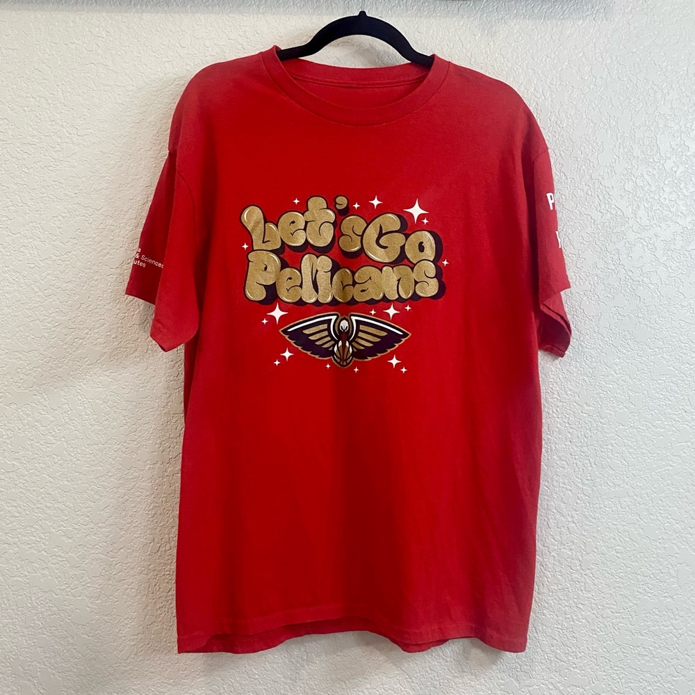 Men’s New Orleans Pelicans Short Sleeve T-shirt
